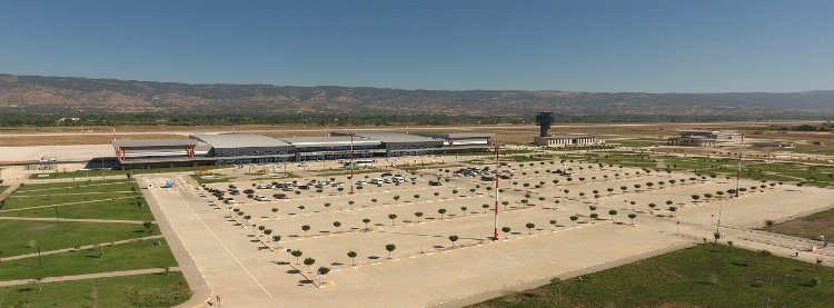 Tokat-İzmir uçuşları başlıyor mu? Gözler yetkililerde..!