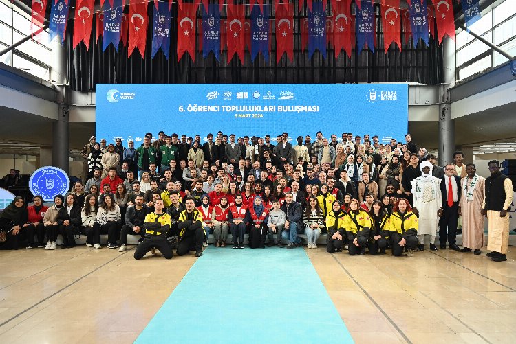 Bursa’da üniversitelilere Başkan Aktaş’tan müjde