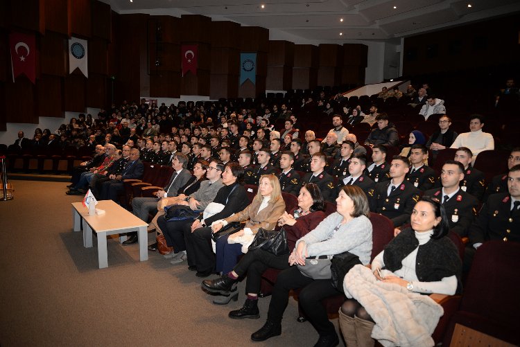 Çanakkale Destanı’nın 109. yıldönümü BUÜ’de anıldı