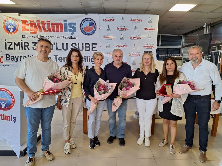 İzmir’de öğretmenler kahvaltıda buluştu