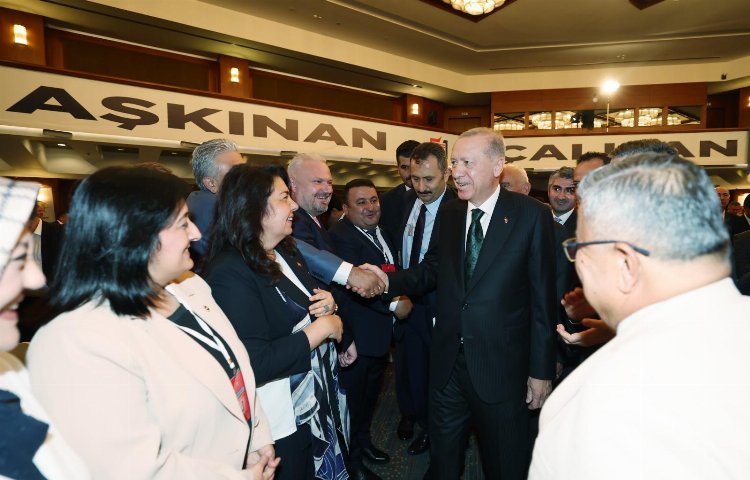 Her bir kuruşu harcarken milletin parası olduğunu hatırlayın