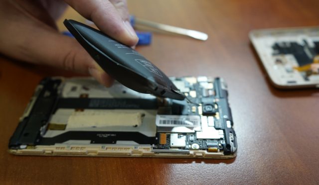 bataryaya-ziyan-mi-veriyor-suratli-sarjin-telefon-bataryasina-tesiri-aciklandi-R2picxYP.jpg
