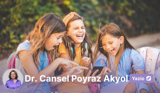 dijital-dunyada-cocuklarimizin-dustugu-o-kor-nokta-dijital-ebeveynligi-gercek-hayattan-baska-sanma-hatasi-uRmc3BWv.jpg
